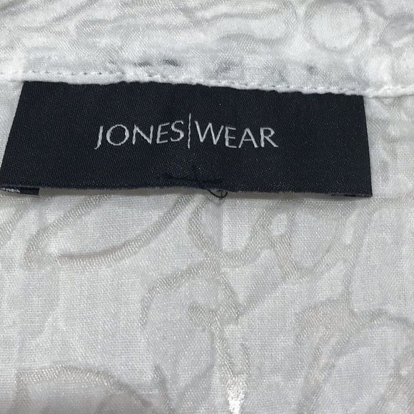 Jones New York white floral print shirt - Picture 6 of 8